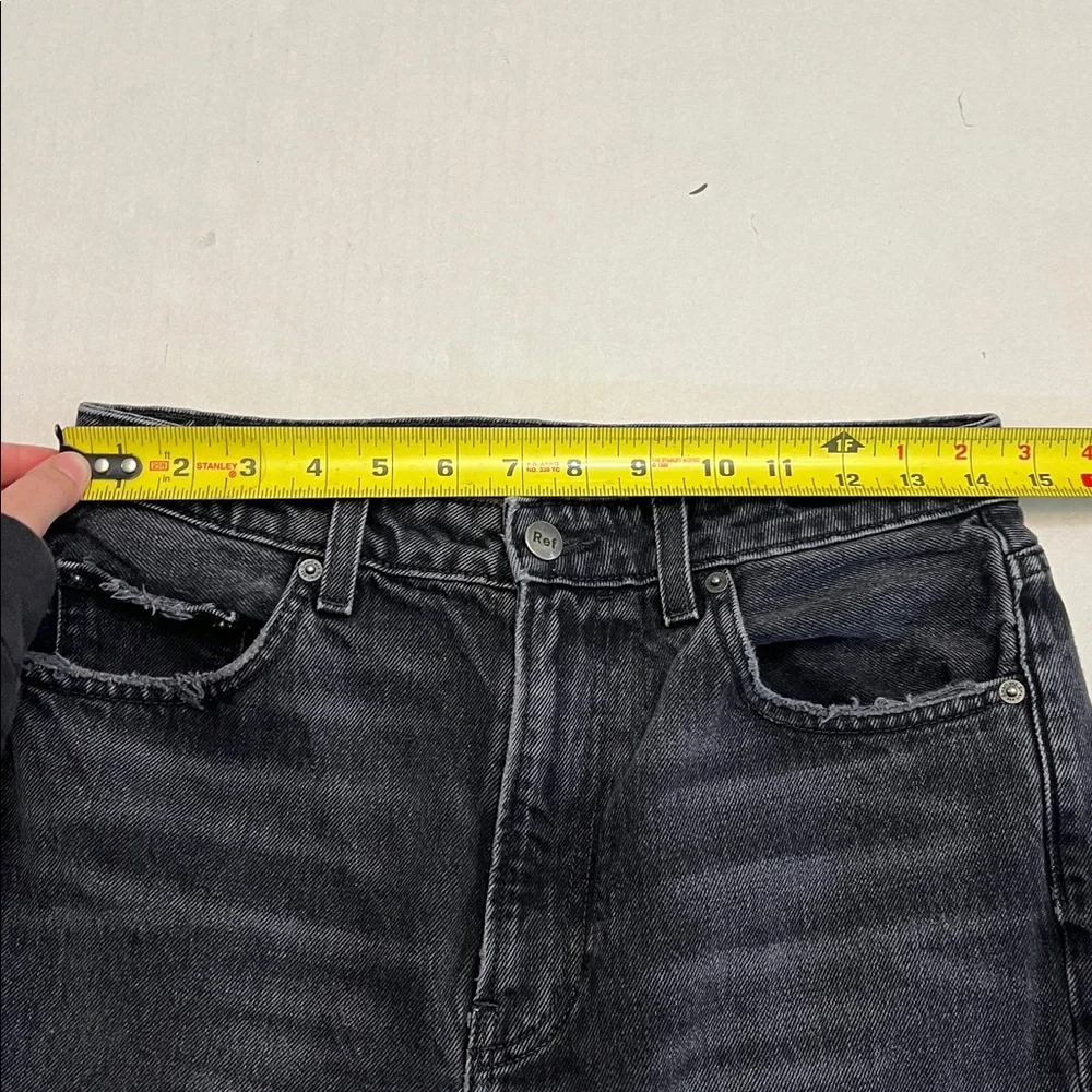 REFORMATION JULIA HIGH RISE CIGARETTE JEANS BLACK SIZE 28